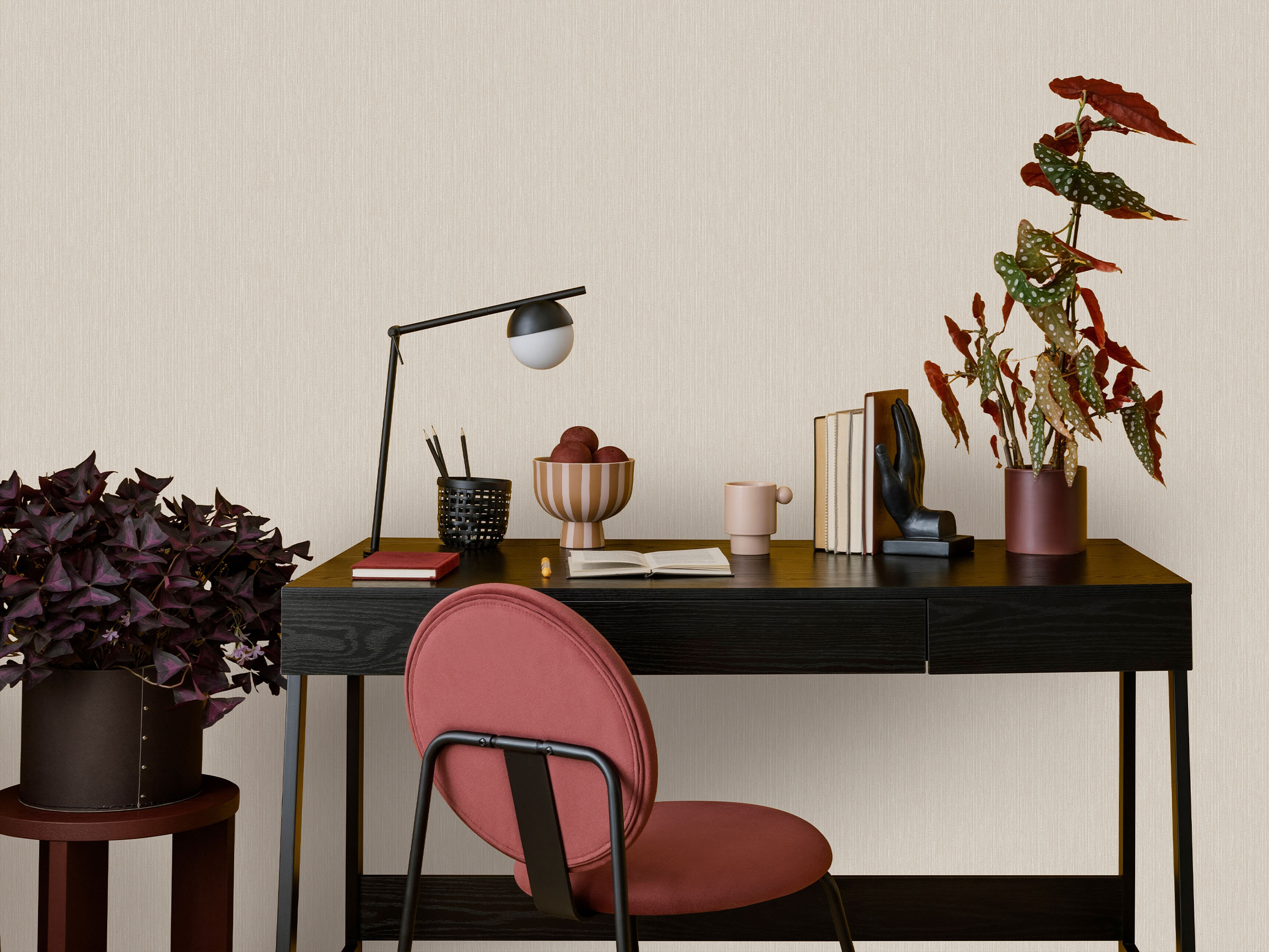 Обои Victoria Stenova Ideal 2 арт. 588236 виниловые обои на флизелиновой основе, 1,06*10,05 м