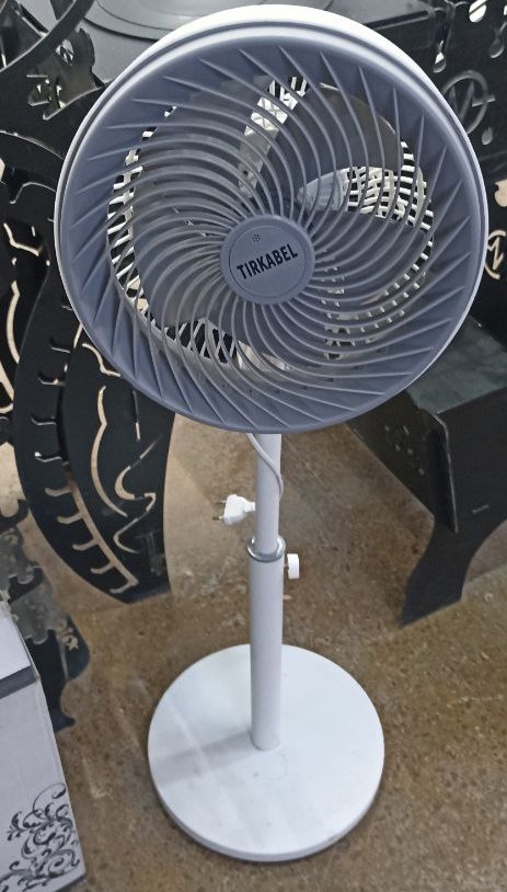 Вентилятор напольный ВП-02 H-108 см, D10, 70 Вт, 220-240 В 50 Гц, 3 скорости, белый(1)