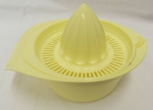 Соковыжималка для лимонов UR-3432