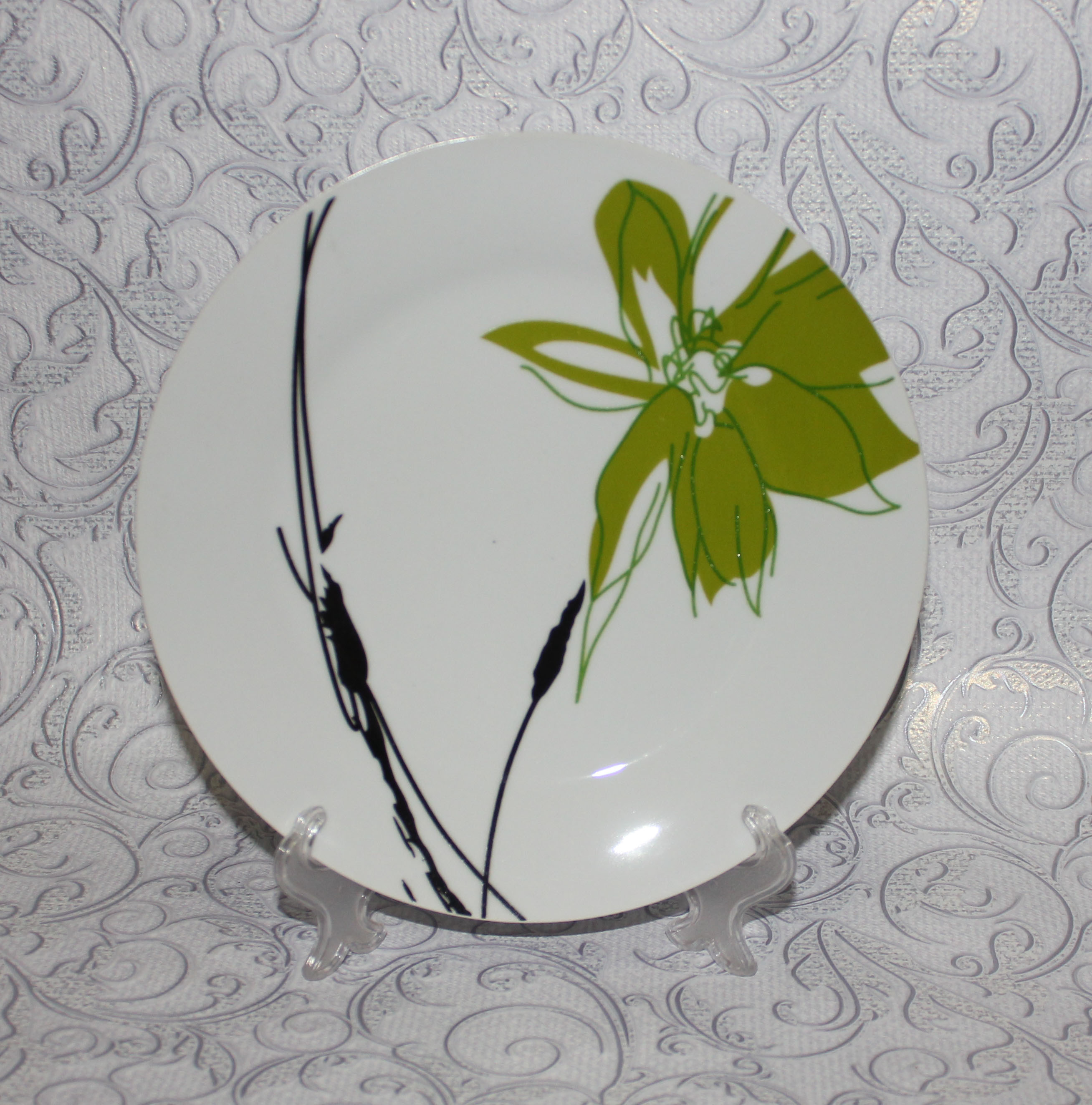 Тарелка обеденная круглая d.9, 240мм (7229 Зеленый цветок)