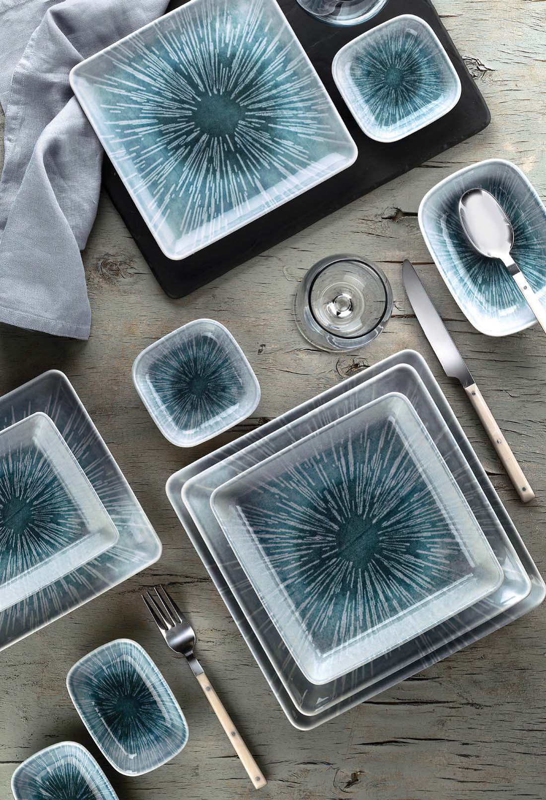 Тарелка плоская квадратная без полей 230мм, h24мм фарфор, голубая KUTAHYA NANOKREM BLUE