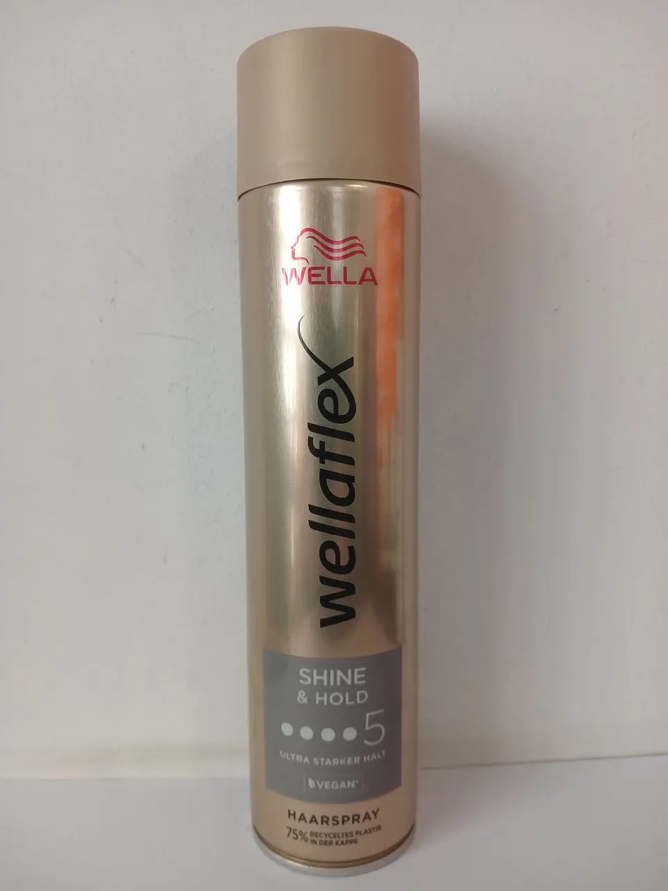 Лак WELLAFL.SHINY HOLD 5 250мл