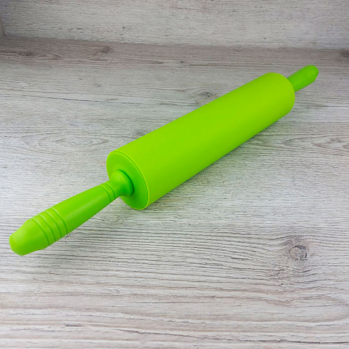 Скалка силиконовая с пластм.ручками 213-20 L24см d6см