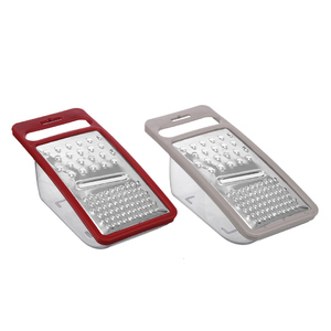 Терка с контейнером UR-3385