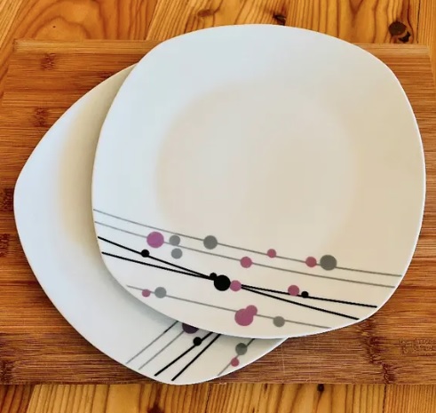 Тарелка обеденная квадратная d.8, 200мм (9002 Линии)