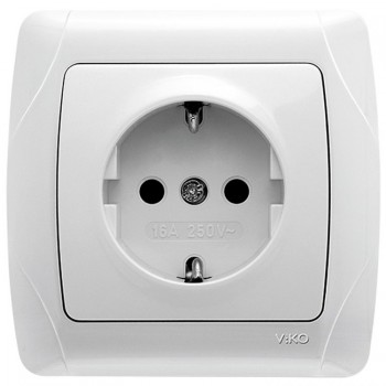Розетка 1 гнездо с заземлением белая Carmen (уп.-12шт) TM VIKO